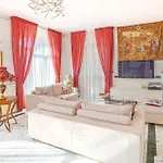 Beautiful In Holiday home *