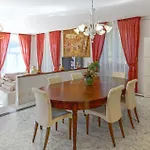 Holiday home Beautiful In
