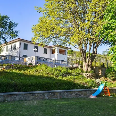 Holiday home Beautiful In Castiglion Fiorentino *