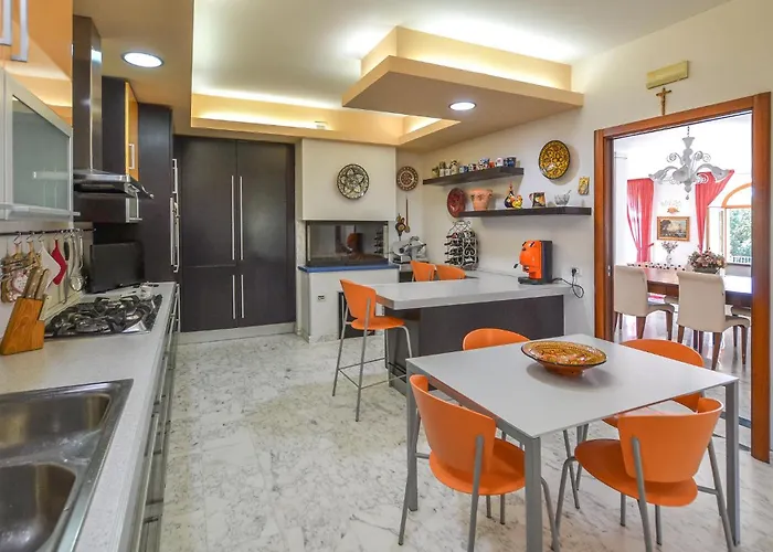 Beautiful In Castiglion Fiorentino Holiday home *